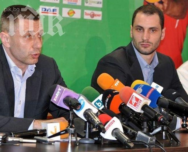 Казийски изоставя Радостин Стойчев