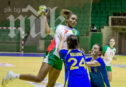 Хандбалните националки победиха Косово с 30:19 в контрола
