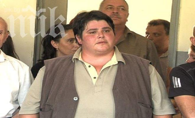 Бивша кметица изпадна в депресия, чупи с чук глави на политици