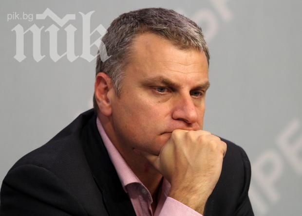 Петър Курумбашев: АБВ работи за Борисов