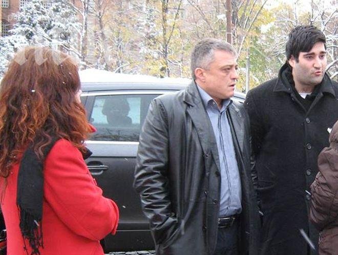 Бисер Петното само пред ПИК: Пребиха ме, защото ме изкараха гей! Целият съм в рани, страхувам се за живота си, утре може да ме наръгат!