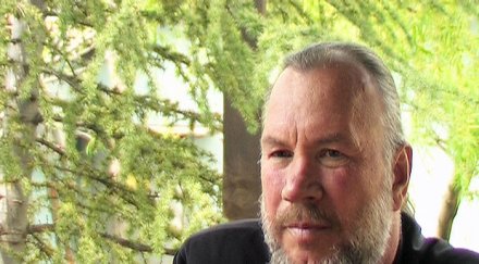 отец боян саръев църквата служат ангели сме извънземни