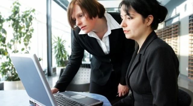 Повече жени шефове, нареди Еврокомисията!