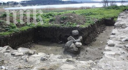 бургас откриха уникален древен печат лика богородица