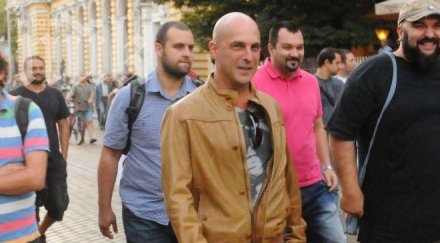 светльо витков нашата партия средният пръст хората