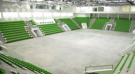 официално откриват зала арена ботевград