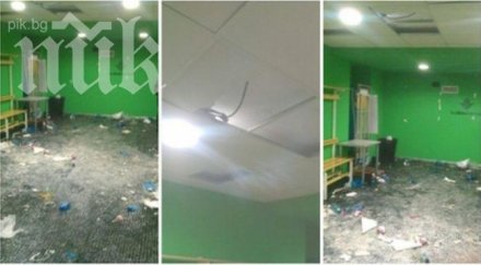 играчите севиля потрошиха гаменски съблекалнята бетис снимка