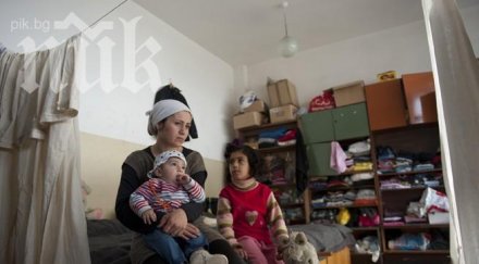 бежанците българия посрещат нова година деня майката