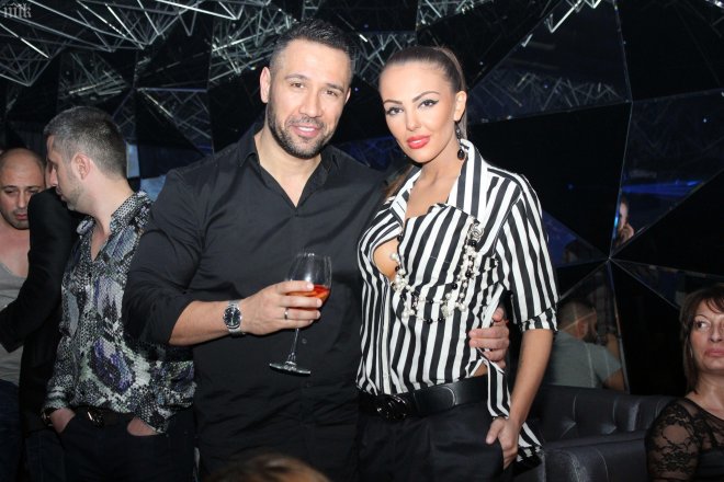 Николета пак соло - гушка Петко вместо Валери (снимки)
