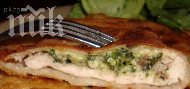 Гаф! Сервират пиле с желязо на журналист от ТВ7, после бягат от камерата