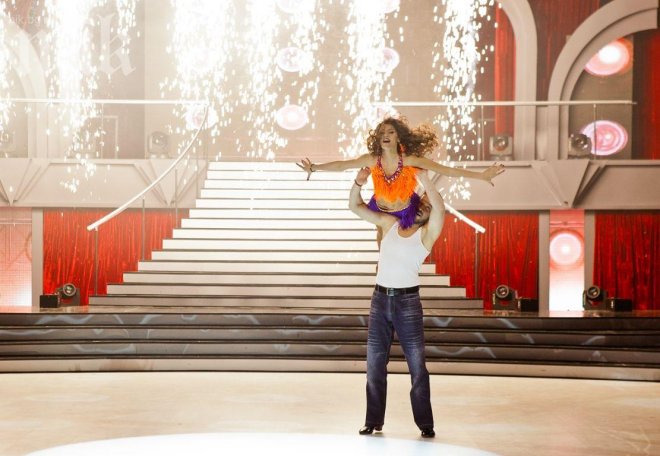 Пак горещи страсти в „Денсинг старс”: Светльо залюби Михаела Филева
