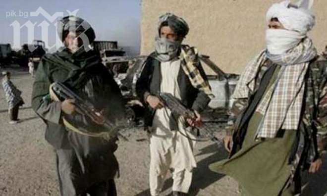 Четирима чужденци са загинали при атаката на хотел в Кабул