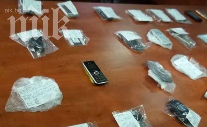 Измамиха студентка, има 250 симкарти на нейно име