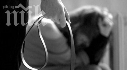 бургазлия психопат връзва държи плен жена дни