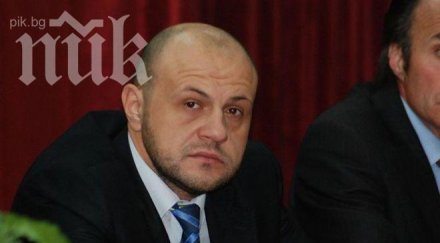 скандал томислав дончев изплува тефтерчето златанов сложил чадър зам министър