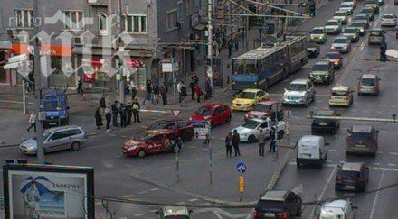 кола ресторантите мистър пица затапи бул патриарх евтимий снимки