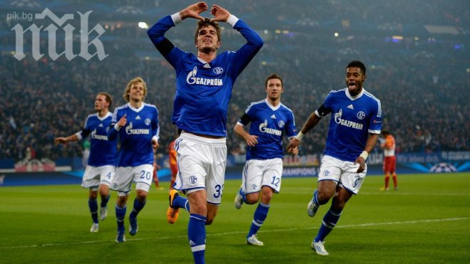 Босът на Шалке 04 уреди Владимир Путин с джолани