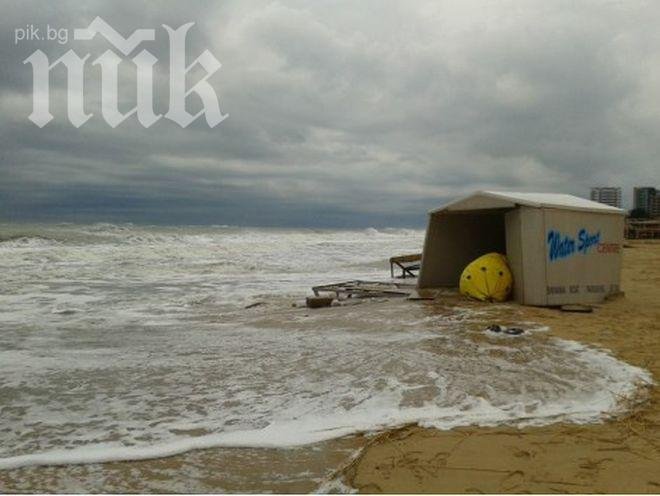 Около 640 тона нефт се изляха във водите на Мексиканския залив