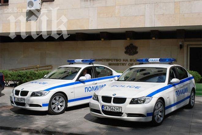 МВР разпродало стотици ведомствени коли за по 500 лв.