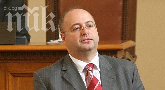 Казак: Президентът така и не осъзна, че е ощетил ДПС за сметка на ГЕРБ