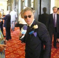 Скандалният Денди с нова жена - немската милионерка мадам Дрейсен (снимка)