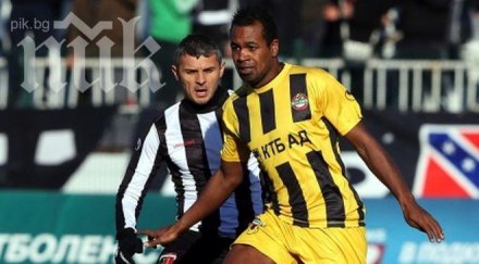 четирима изтичащи договори ботев чакат мъри каже тежката дума