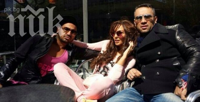 Николета, Петко Димитров и Азис заедно на мач в Испания (снимки)