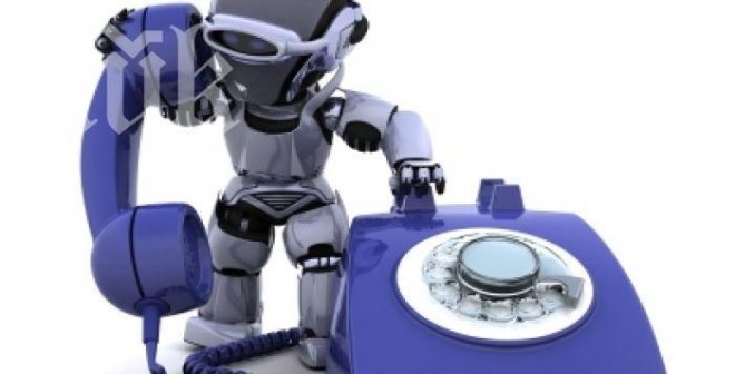 Създадоха робот, който да звъни на телефон 112