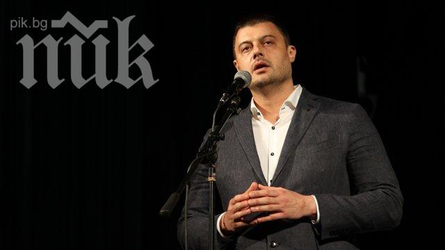 Бареков отива в Свищов, ще води лекция „От журналистика към политика“