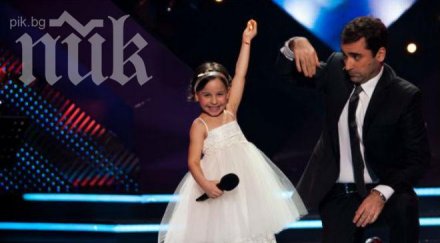 скандал тормозят малката ахинора големите надежди издържа напрежението