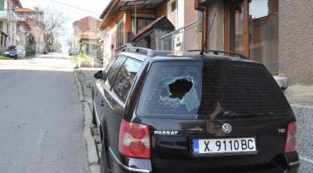 пиян младеж изпотроши десетки скъпи коли хасково снимки