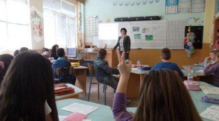 ужас българчетата пушат клас