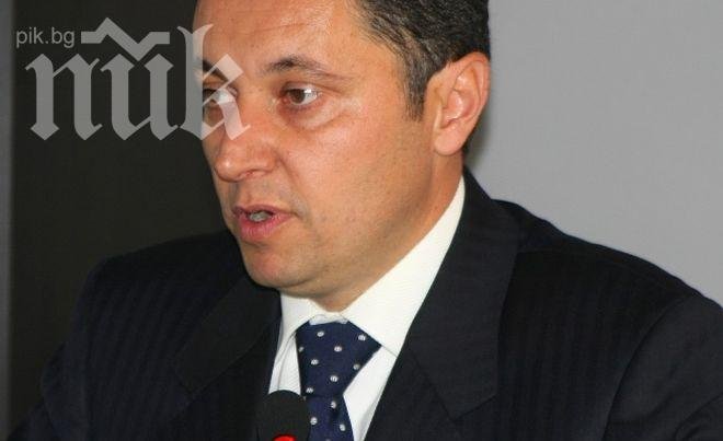 Яне Янев: В Сливен въртят далавера за 500 000 лева