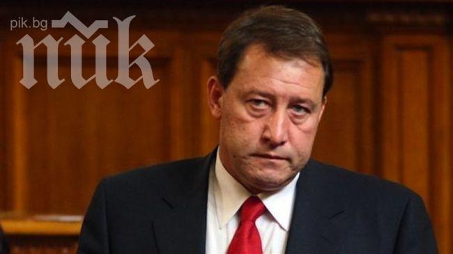 Найденов за оставката: Виагра за хора, които трябва да дават обяснения