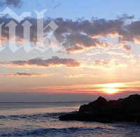 Черно море гълта всяка година по 18 декара земя