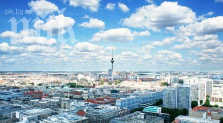 броят безработните българи германия хиляди души