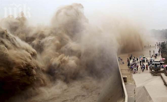 Япония обяви тревога! След силното земетресение в Чили японците се страхуват от цунами