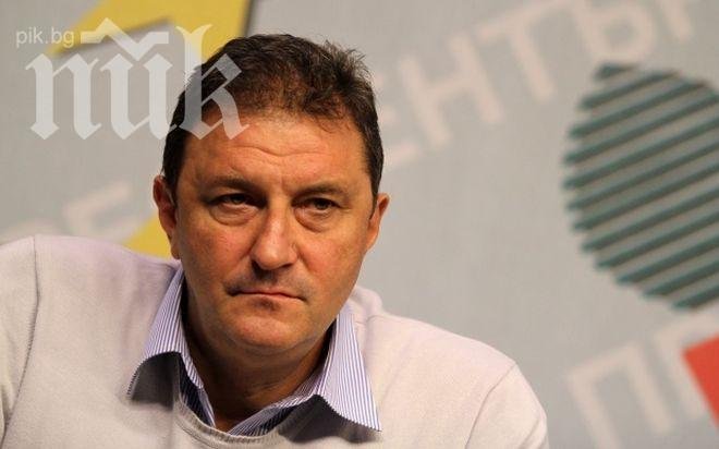 Петър Мутафчиев: По пътищата на България се води война