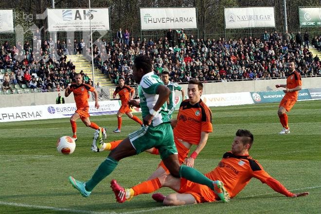 Лудогорец смачка Литекс след обрат, класира се за 1/2-финал на Купата