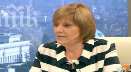 водещите кръстосаха шпаги министърката спорта говорела наукообразно