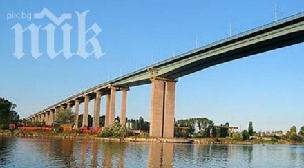 нов самоубийствен скок млада жена хвърли морето аспаруховия мост