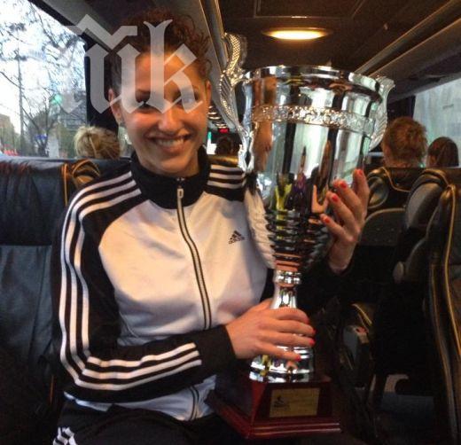 Ева Янева триумфира с Купата на Франция