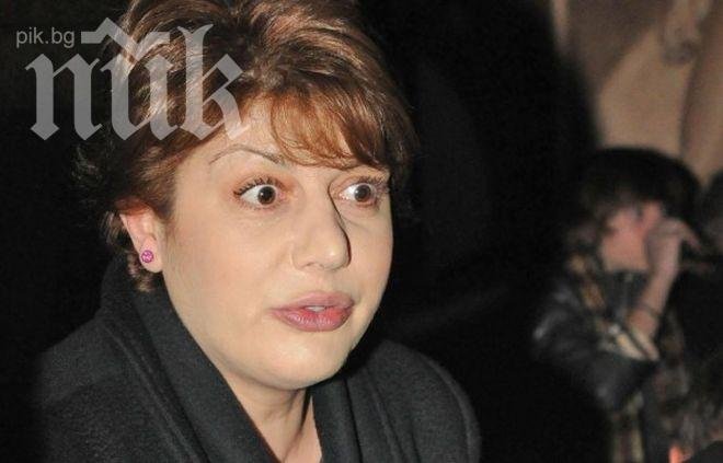 Диана Найденова с директна атака към Цветлин Йовчев: Той трябваше да слезе при журналистите, а не да си стои в кабинета! Оплаках се на Орешарски със СМС (обновена)