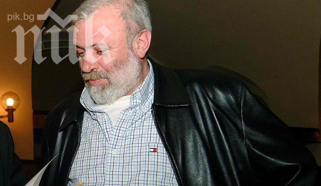 Проф. Драганов не шофирал, а паркирал с 2,44 промила алкохол