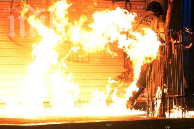 Антиправителствените протести във Венецуела продължават