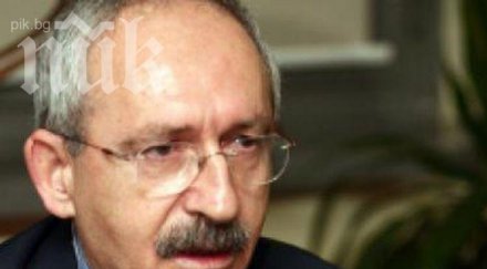 лидерът турската опозиция нападнат юмруци гражданин парламента