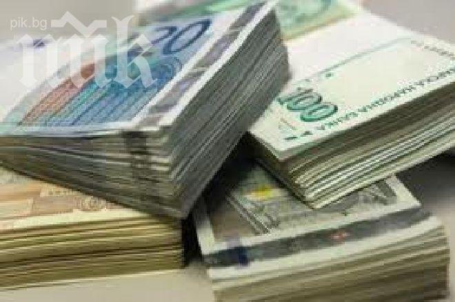 Свиха 4 500 лв. и злато от заложна къща в Търговище