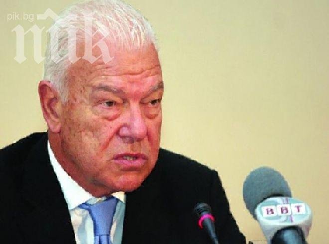 Петър Манджуков обяви колко акции има от ЦСКА и ще купува ли още
