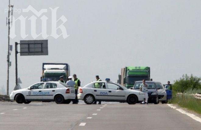 Луда гонка в София! Полицаи преследват автокрадец като на кино