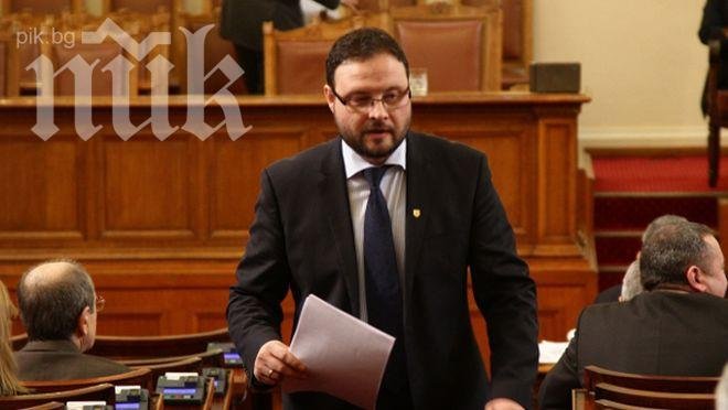 Атака пак скочи на Йовчев, поиска оставката му